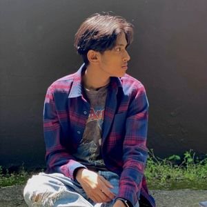 Meet your Posher, Jm